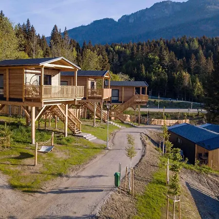 Luxurious Safari Tent With Air Conditioning Luxury tent *